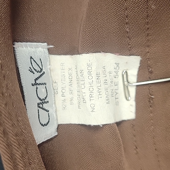 Cache pants. - Picture 2 of 3